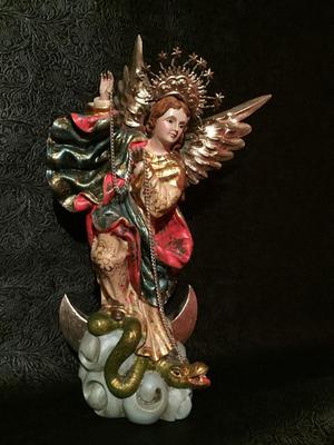 Virgen Madera