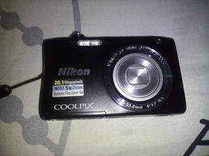 Camara Nikon coolpix S