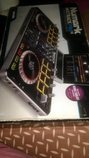 Mixtrack Pro 2 numark