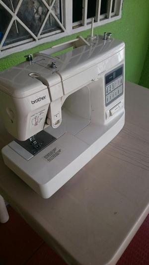 Vendo Maquina de Coser Portatil