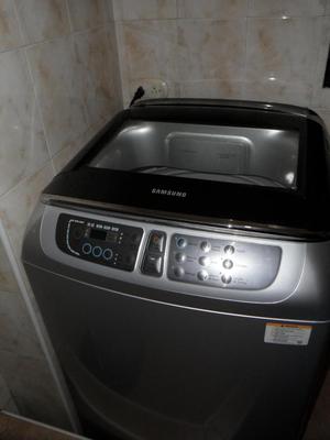 Vendo lavadora Samsung Digital 15 KG 33 Libras