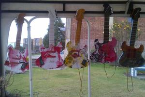 Guitarras decorativas