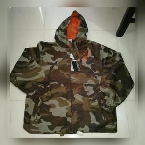 Chaqueta Camuflada