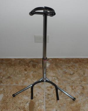 BASE SOPORTE PARA GUITARRA CROMADA