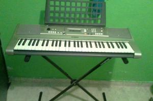 Vendo Organeta Yamaha en Perfecto Estado