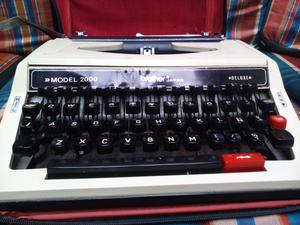 maquina de escribir antigua marca Brother