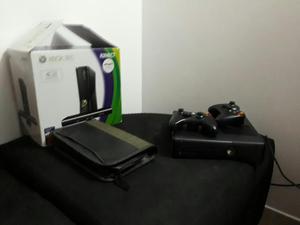 Vendo Xbox 360 Slim