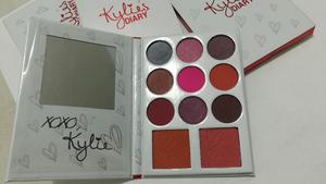 Kylie Paleta de Sombras