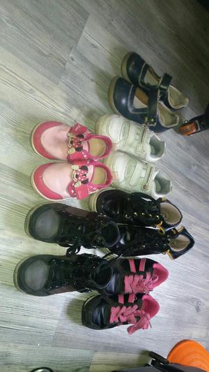 Zapatos para Niña en Buen Estado
