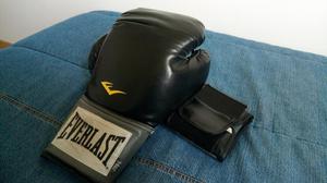 Guantes EVERLAST.