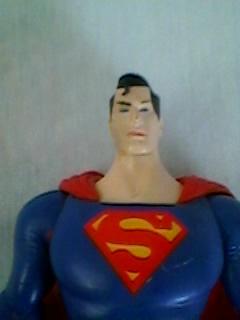 muñeco Superman para niños de caucho articulable a 