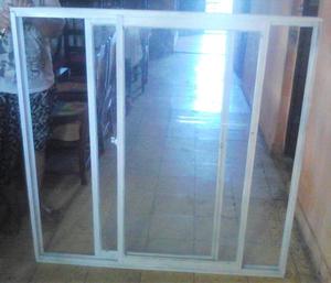 se vende ventana grande