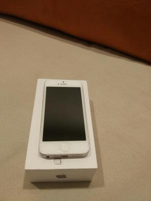 iPhone 5 16gb Blanco en Exelente Estado