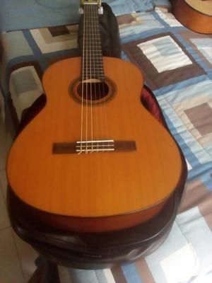 Guitarra Acústica Clásica Yamaha Cg101 a