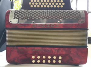 REMATO acordeon hohner corona