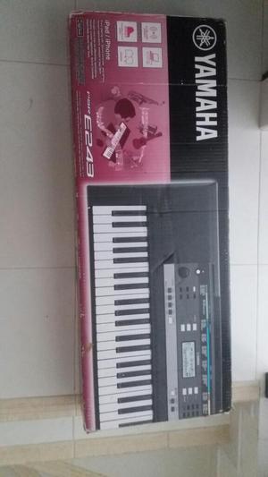 Teclado Yamaha Psr E423