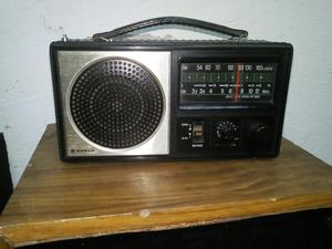 Vendo Antiguo Radio Sanyo