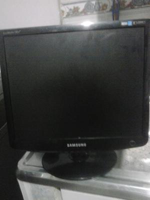 Monitor Samsung Syncmaster 732n Plus 17p