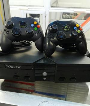 Xbox Uno Mas Dos Controles Originales Perfecto Estado