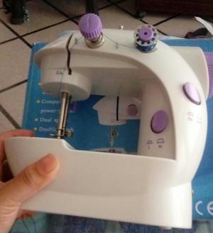 Mini Maquina de Coser