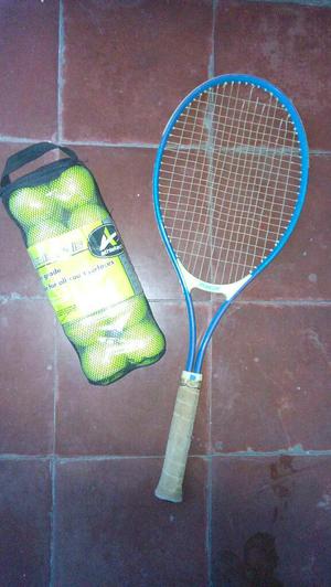 Raqueta Y Bolas de Tenis