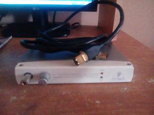 Vendo Targeta de Audio Behringer Fca202