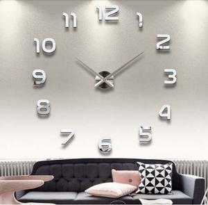 Excelente Reloj De Pared 3d Gran Formato Acabado Plata.