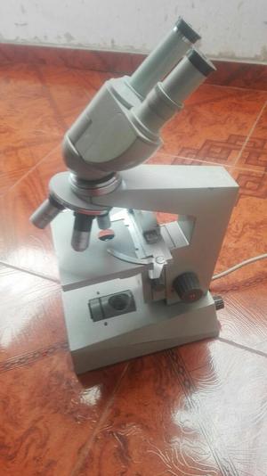 Microscopio 4 Lentes