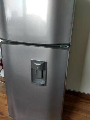 VENDO NEVERA MARCA HACEB REFRIGERADOR SIN ESCARCHA