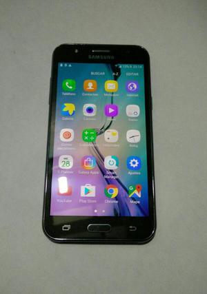 Samsung Galaxy J5 Duos, Flash Frontal
