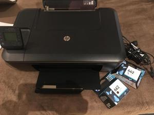 Impresora HP deskjet  incluye 1 cartucho negro y 1 color