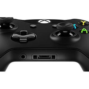 Un Controlador Inalámbrico Negro Xbox