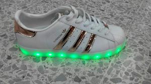 Adidas Superstar con Luces
