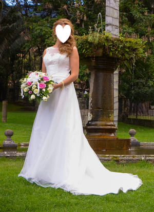 Hermoso vestido de Novia de la casa David´s Bridal USA