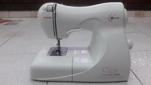 Maquina de coser Singer