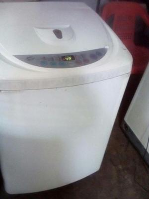 vendo lavadora LG DE 24 libras en buen estado