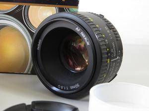 Lente Nikon AF de 50mm f: 1.8 como nuevo