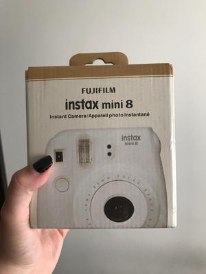 Camara Instax Mini 8