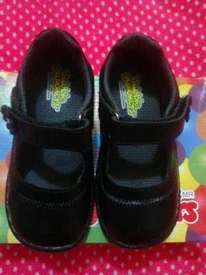 Zapatos de Niña Mafalda