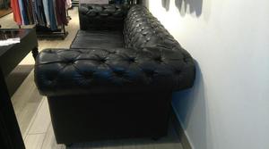Sofa Capitoneado Moderno