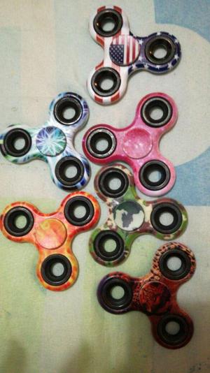 Fidget Spinners De diferentes colores Para niños y adultos
