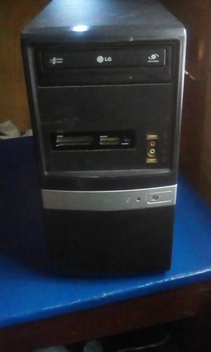 SE VENDE PC DE MESA DDR 2 DISCO DE 80 GB PROCESADOR amd