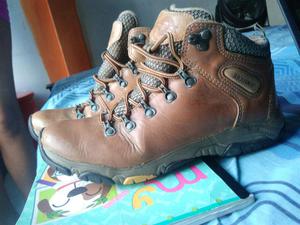 Vendo Botas Brama