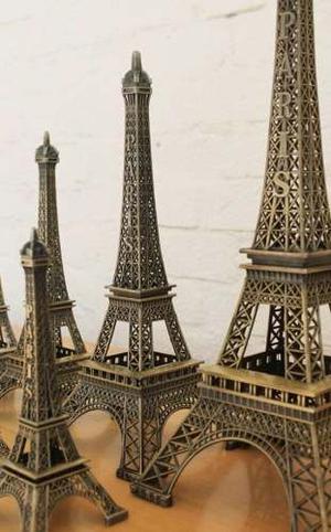 Torre Eiffel 60 Cms.