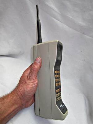 Antiguo Teléfono Celular Dynatac X