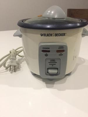 Olla Arrocera Black&Decker Pequeña