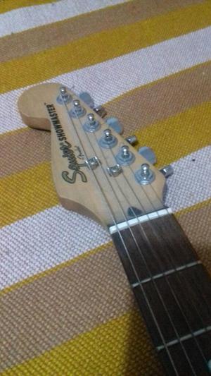 Guitarra Fender Squier Showmaster