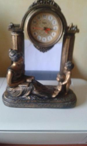 HERMOSO RELOJ ANTIGUO.