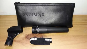 Micrófono Shure Sm57 con su estuche y todos sus accesorios