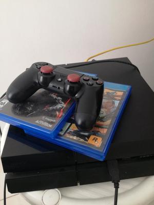 Vendo Play 4 en Excelente Estado